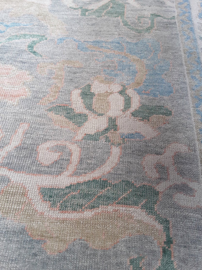 Handwoven Floral Wool Uşak Rug