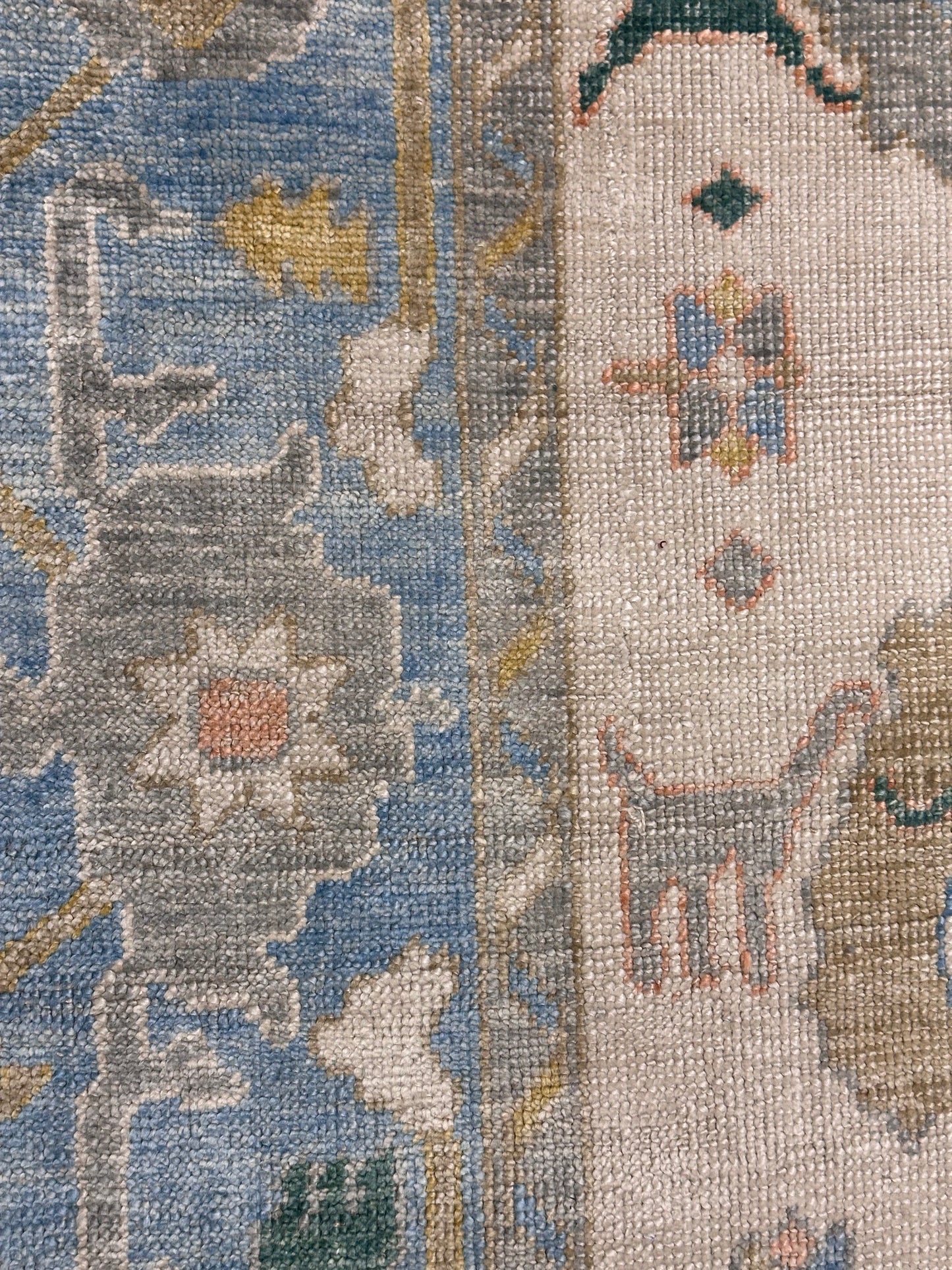 Handwoven Wool Anatolian Uşak Rug with Animal Figures